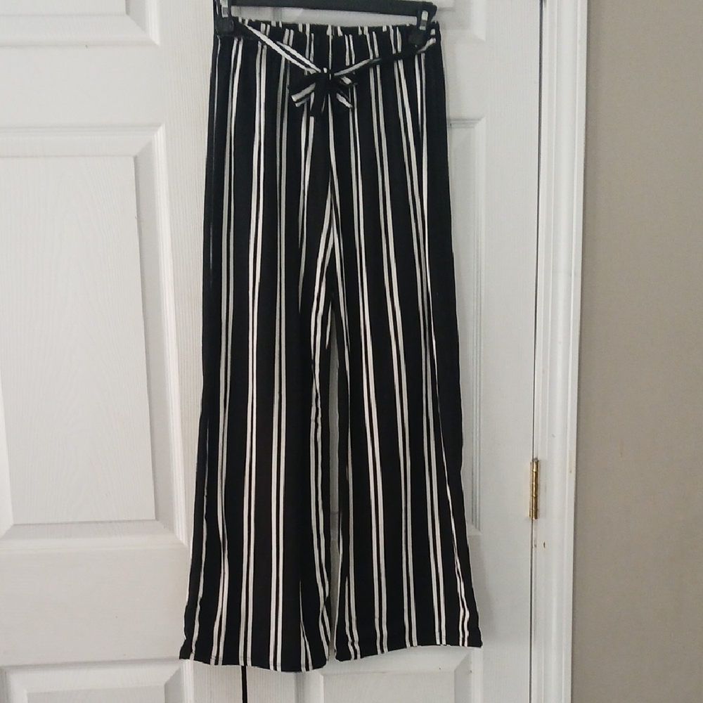 Insta Girl Black and White Elastic Waist  Striped Girl's Pants Sz L (14/16) NWOT